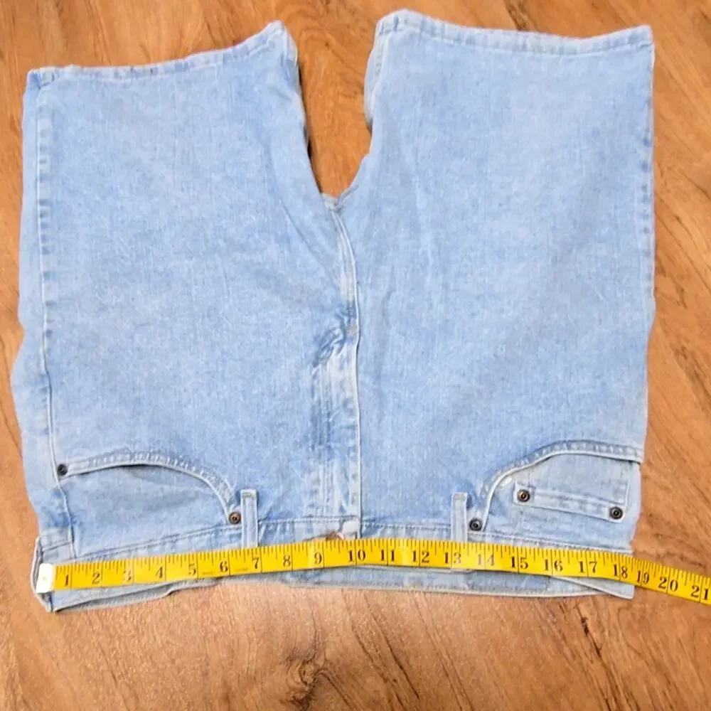 Wrangler Mens Denim Shorts Light Wash Casual Relaxed Fit Blue 37